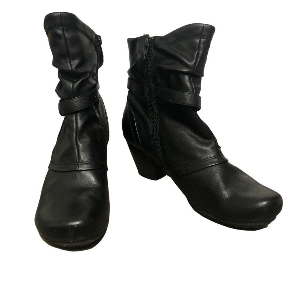 BareTraps Women's Black Handwork Boot Booties SIZE 8 FLAWED